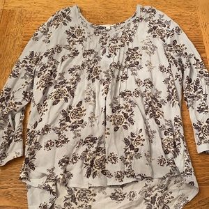 Fun2Fun Pleated Detail Top. Large never worn with tags.